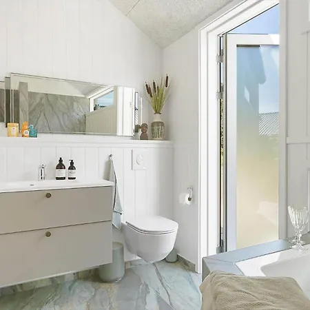 Lk2063-lokken-hermelinvej-22 * Løkken